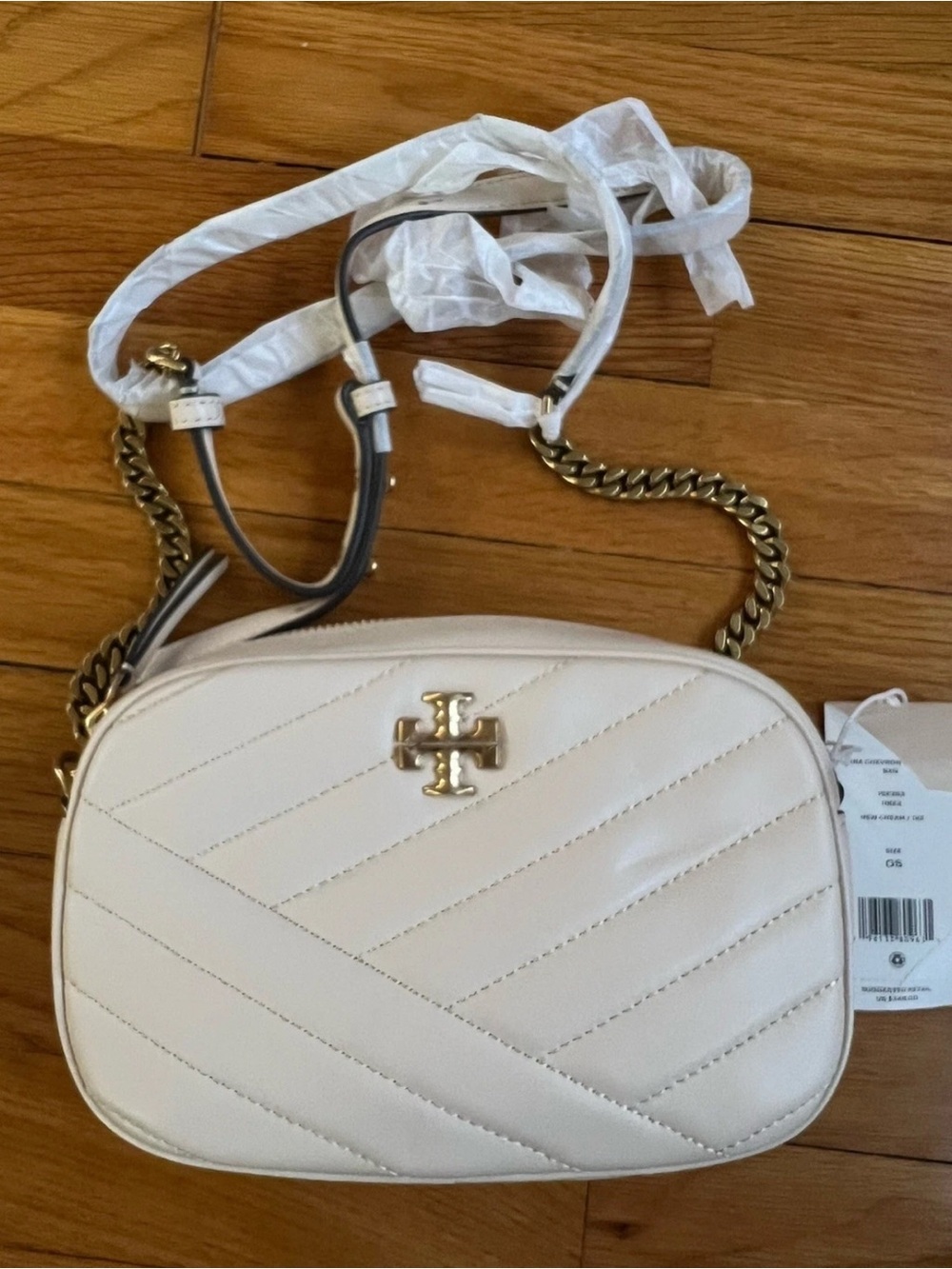 Tory Burch Kira Chevron Camera Crossbody Bag In Cream